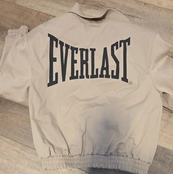 Zara x Everlast ($129) Cropped Bomber Jacket Beige Logo Athletic Jacket NWT - Picture 6 of 8